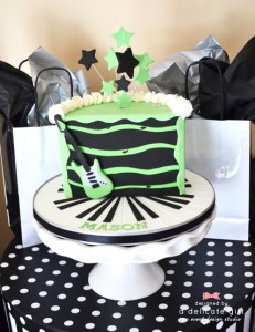 rockstar cake (HALF CAKE)